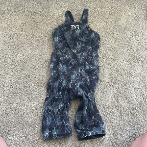 TYR Women’s Activator 2.0 Kneeskin Racing suit